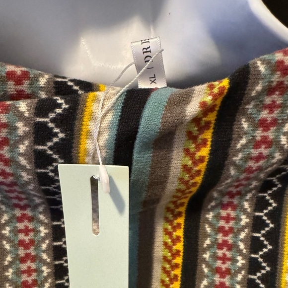Twisted Cable Knit Plaid Print Hooded
Sweater Button Ruched Neck
Sweater. XL NWT - Picture 4 of 9